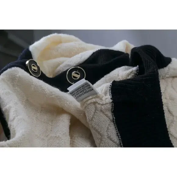 Vintage St. John Collection Knit Cardigan Ivory Black Trim Short Sleeve Size 6 - Picture 15 of 16